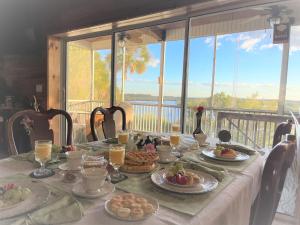crystal river lullaby bandb