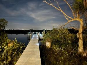 crystal river lullaby bandb