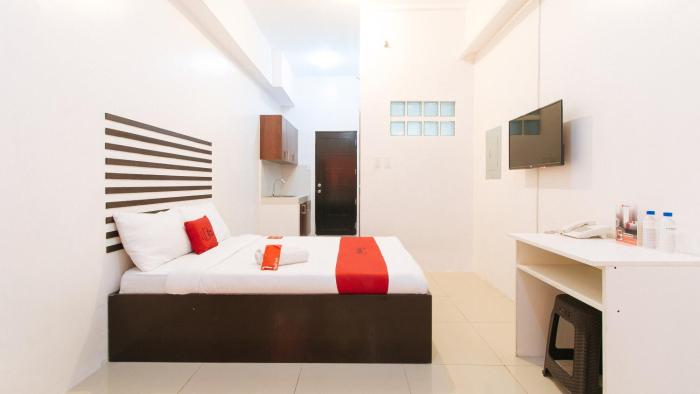 reddoorz jardin lrt tayuman manila