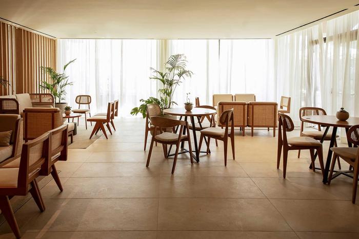 domes aulus zante autograph collection