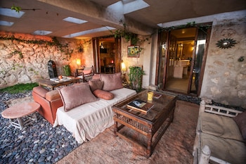 dar danse the bubble on the beach