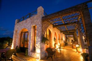 Dar Danse The Bubble On The Beach,,4 star