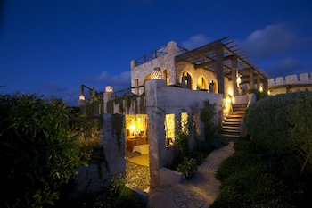 dar danse the bubble on the beach