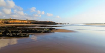 dar danse the bubble on the beach