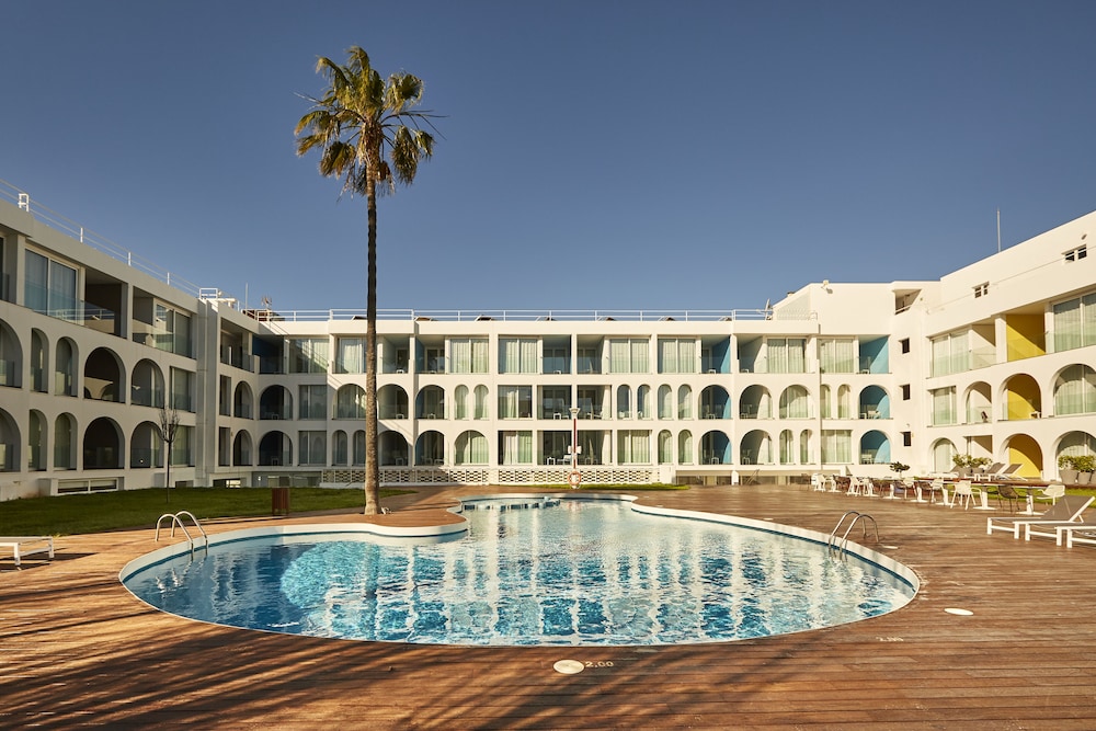 ebano hotel apartments and spa