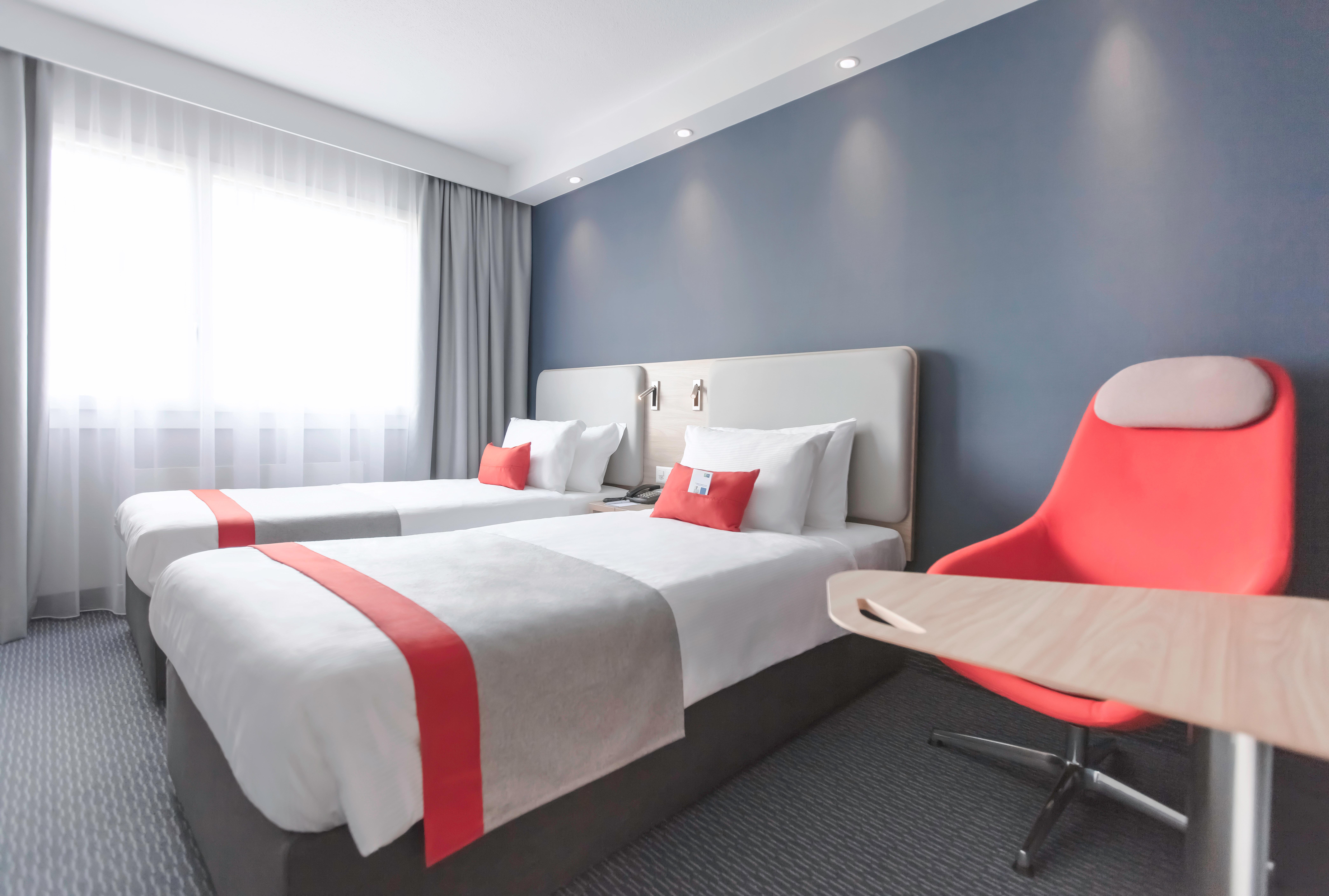 holiday inn express luzern neuenkirch an ihg hotel
