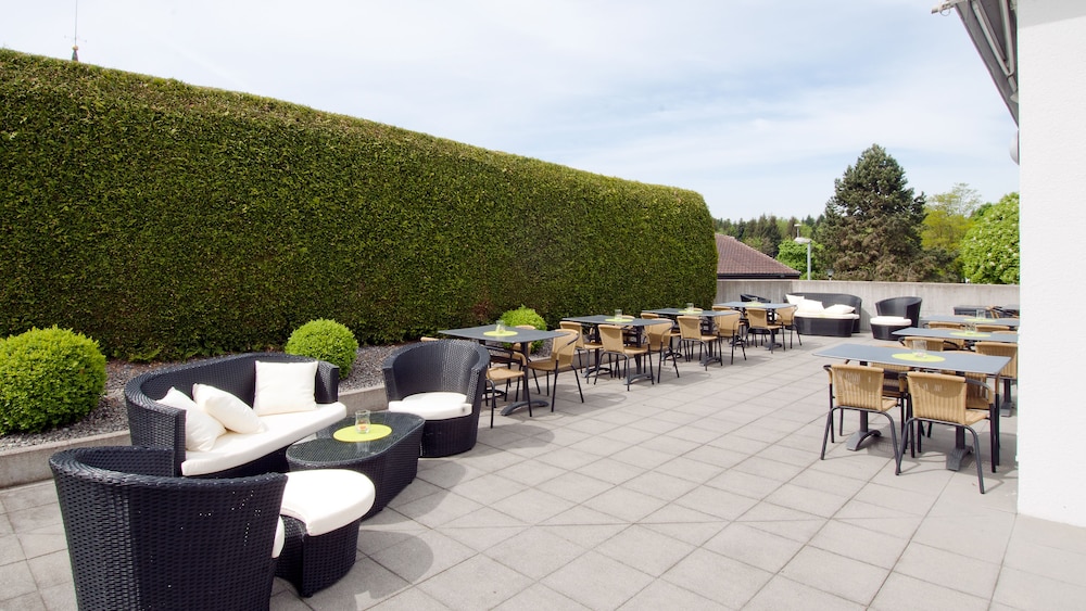 holiday inn express luzern neuenkirch an ihg hotel