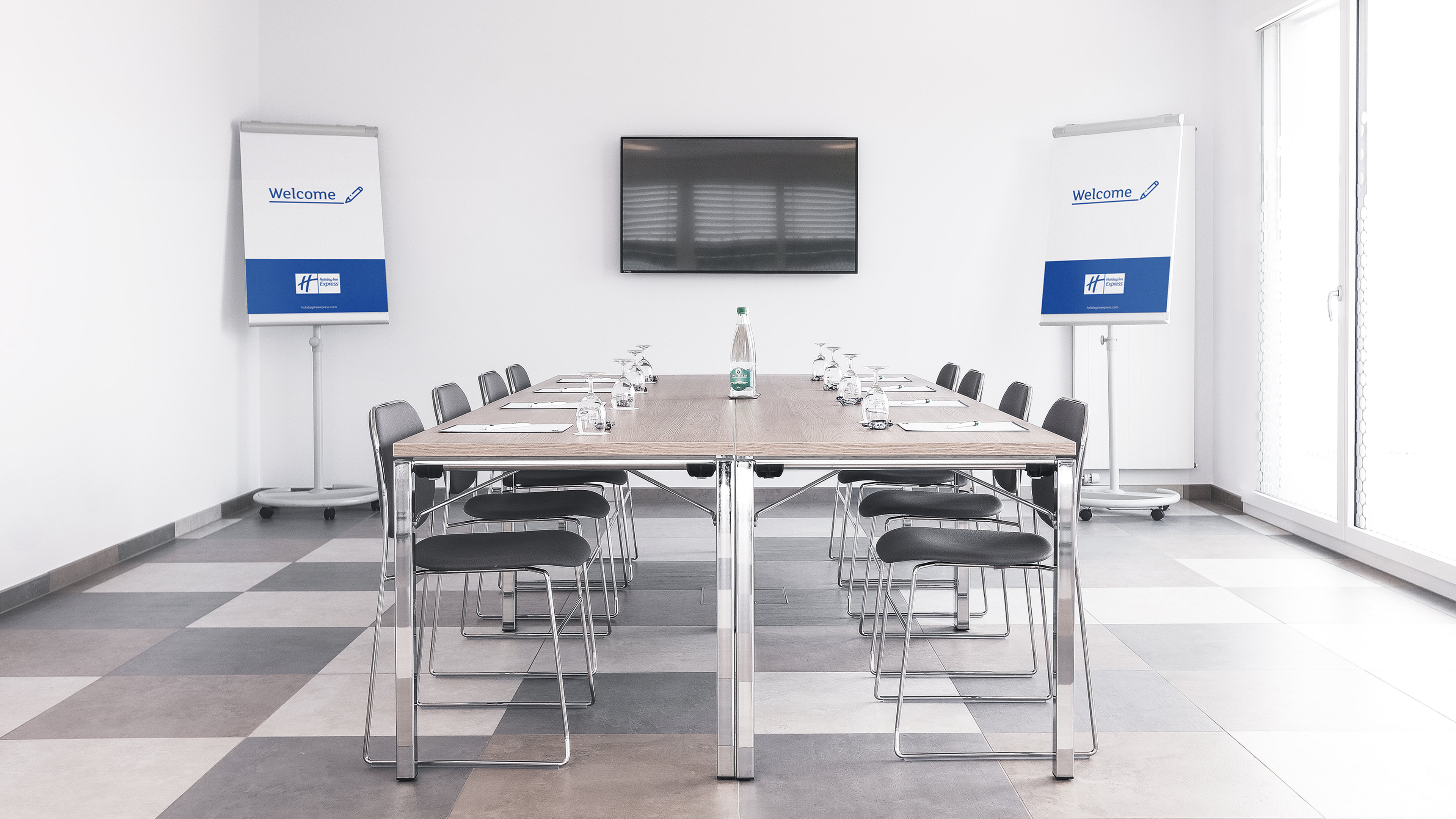 holiday inn express luzern neuenkirch an ihg hotel