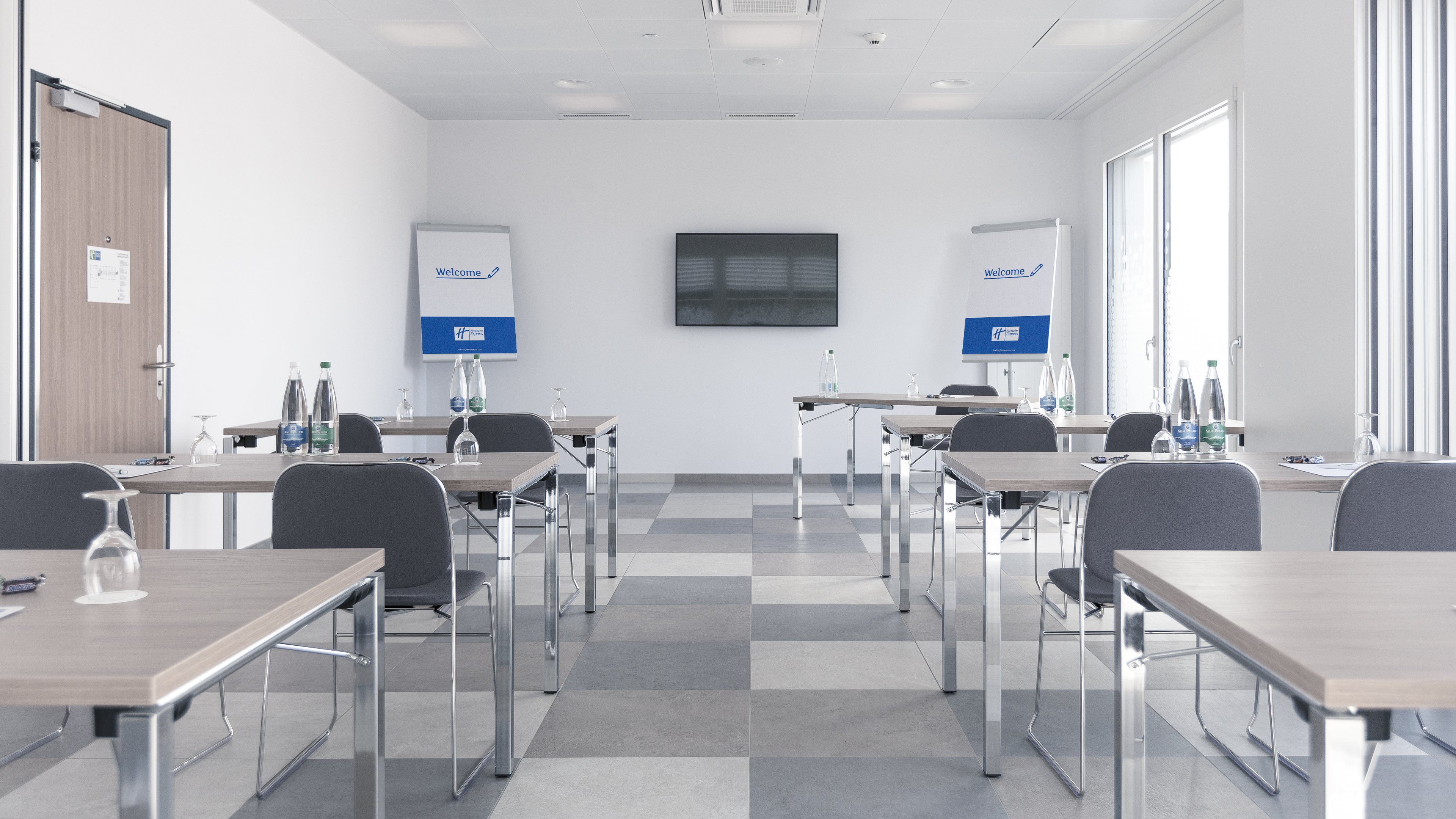 holiday inn express luzern neuenkirch an ihg hotel
