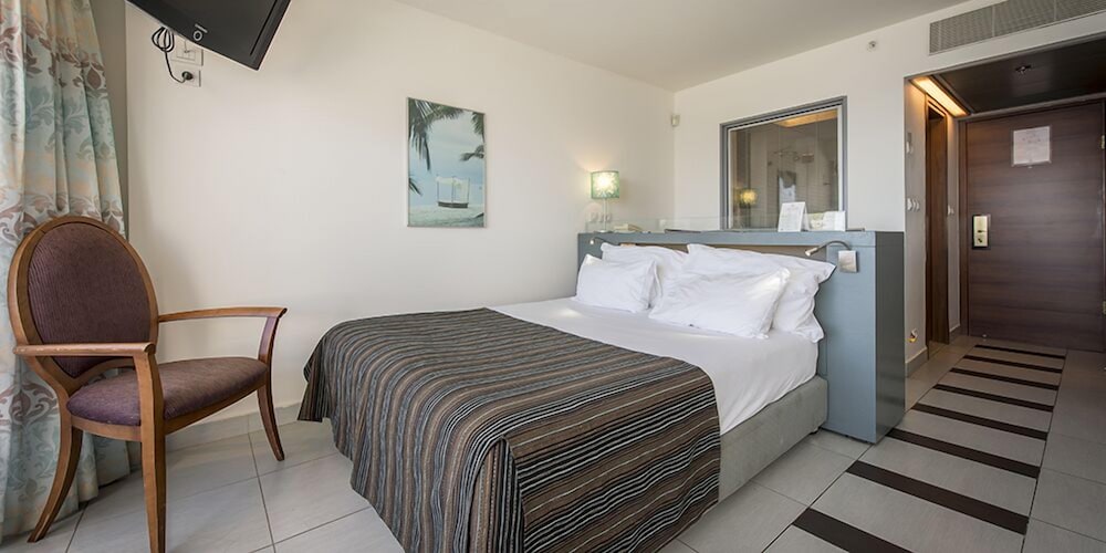 neptune eilat by dan hotels