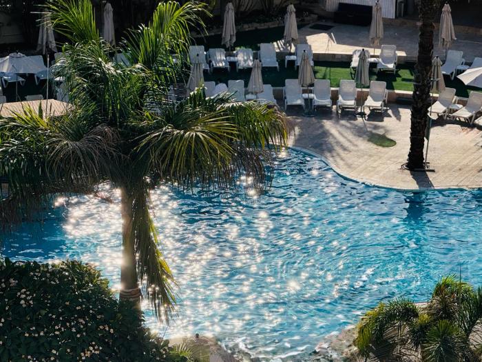 caesar premier eilat