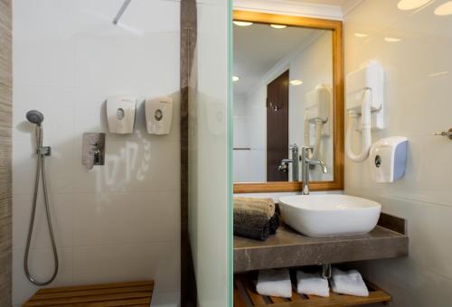 caesar premier eilat