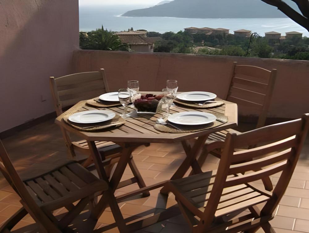 les mini villas de santa giulia