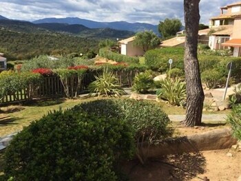 les mini villas de santa giulia