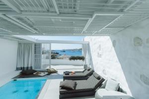 mykonos blanc
