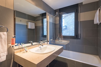 pierre and vacances andorra sunari peretol