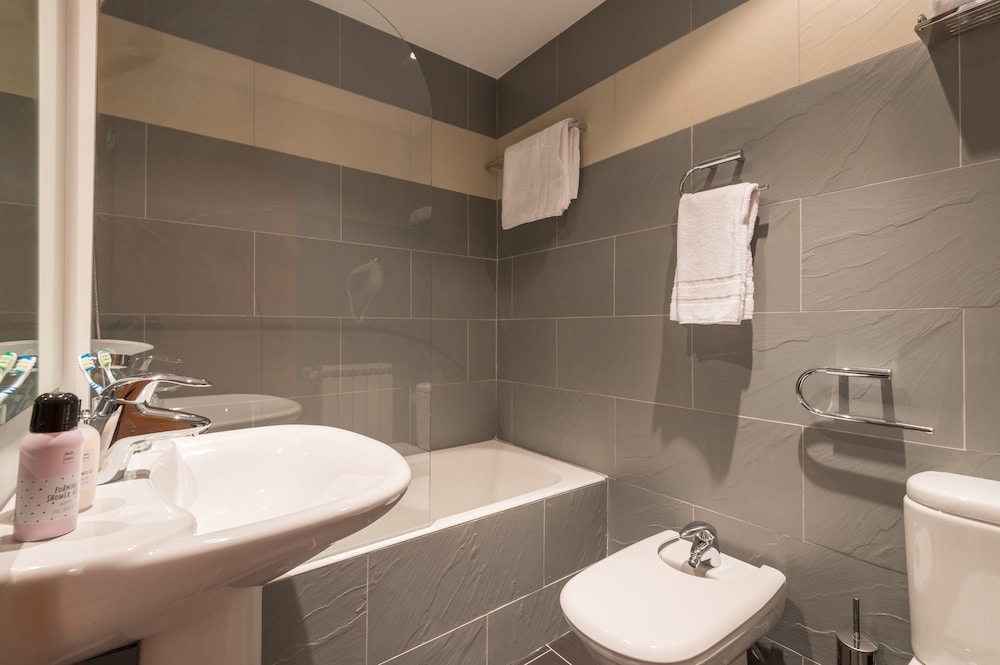 pierre and vacances andorra sunari peretol