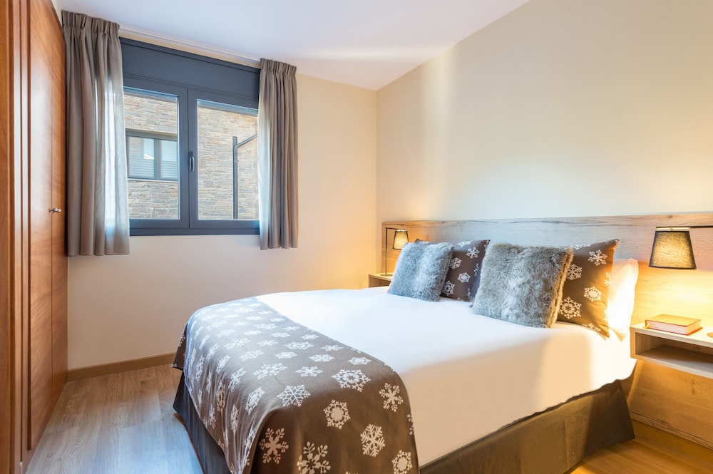 pierre and vacances andorra sunari peretol