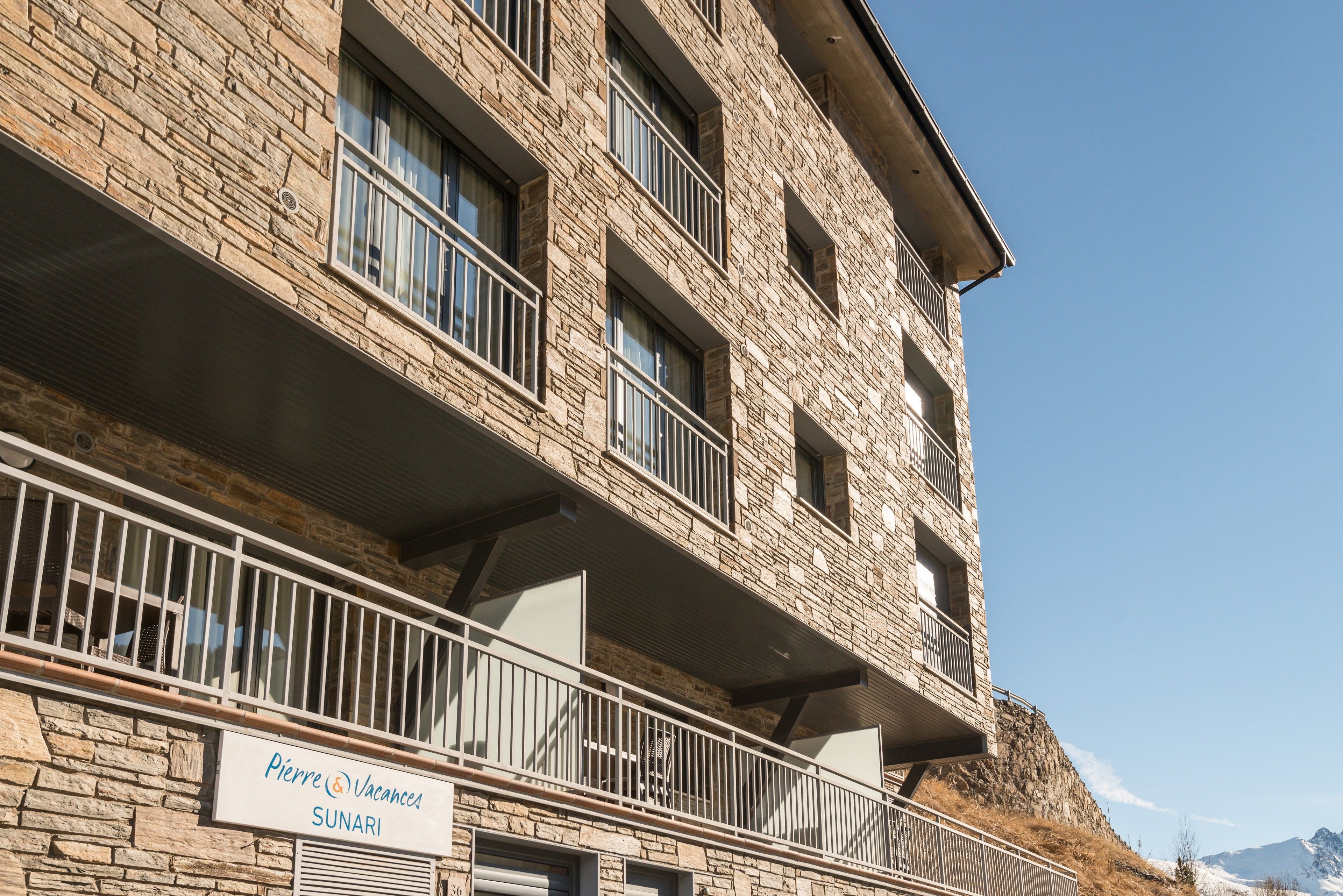 pierre and vacances andorra sunari peretol