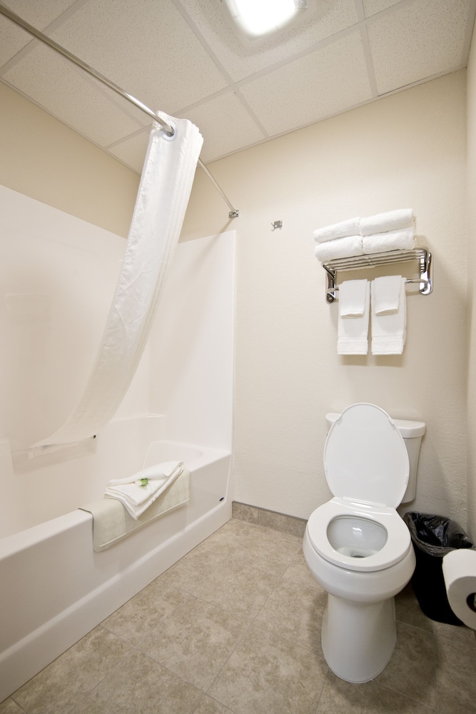 cobblestone inn and suites manchester