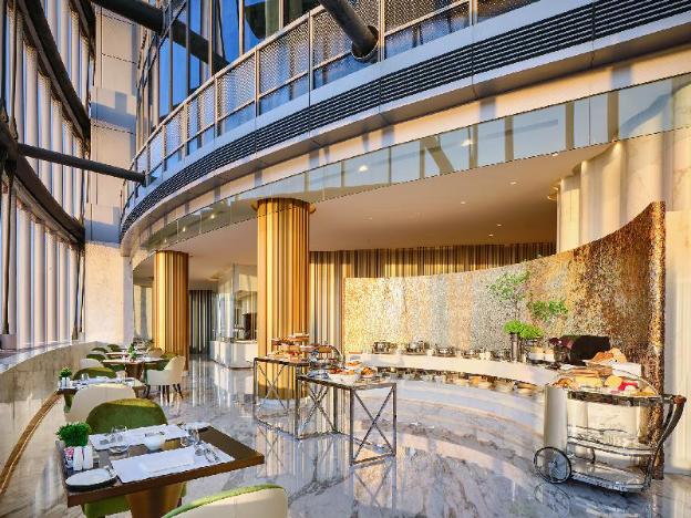 j hotel shanghai tower