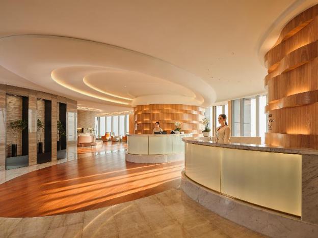 j hotel shanghai tower