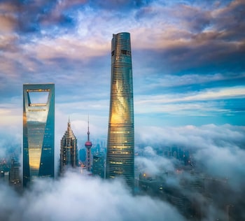 J Hotel, Shanghai Tower,,5 star