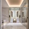 j hotel shanghai tower