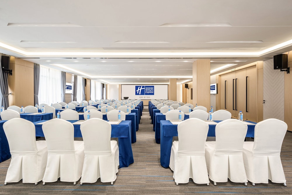 holiday inn express jinjiang anhai an ihg hotel