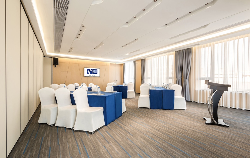 holiday inn express jinjiang anhai an ihg hotel