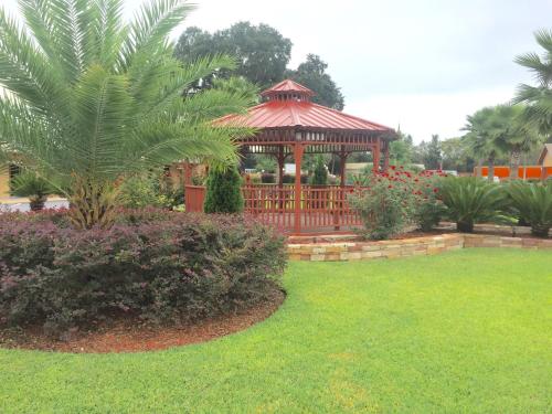 Deluxe Inn,Savannah>>Garden City,1 star