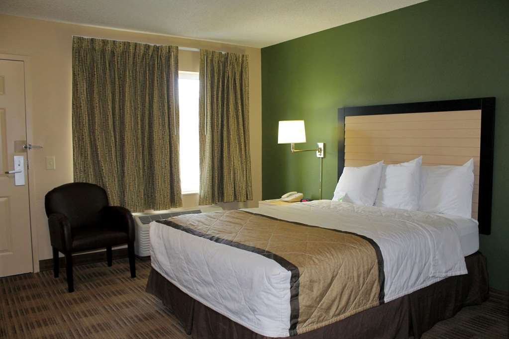 extended stay america suites albuquerque airport