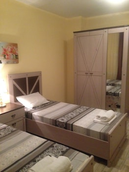 admiral plaza private apartments