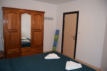 admiral plaza private apartments