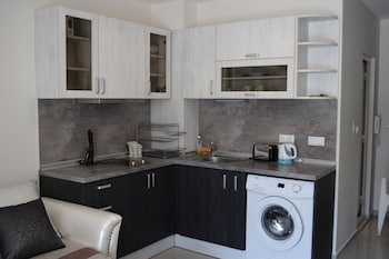 admiral plaza private apartments