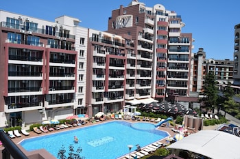 admiral plaza private apartments