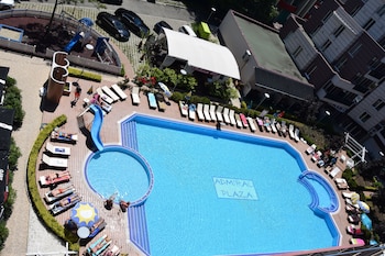 admiral plaza private apartments