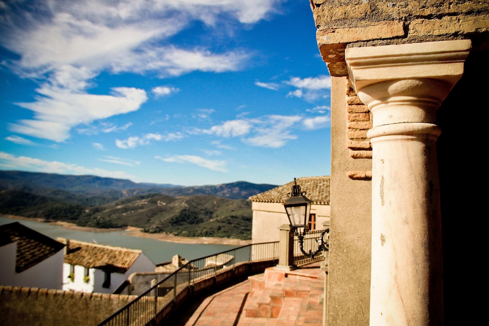 tugasa castillo de castellar