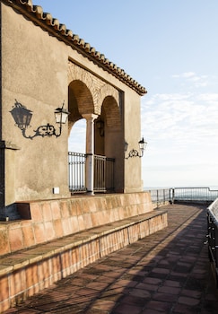 tugasa castillo de castellar