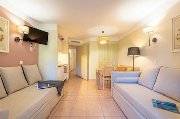 residence pierre and vacances le hameau de la pinede
