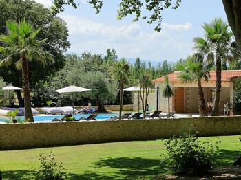 Domaine Castell De Blés,,4 star