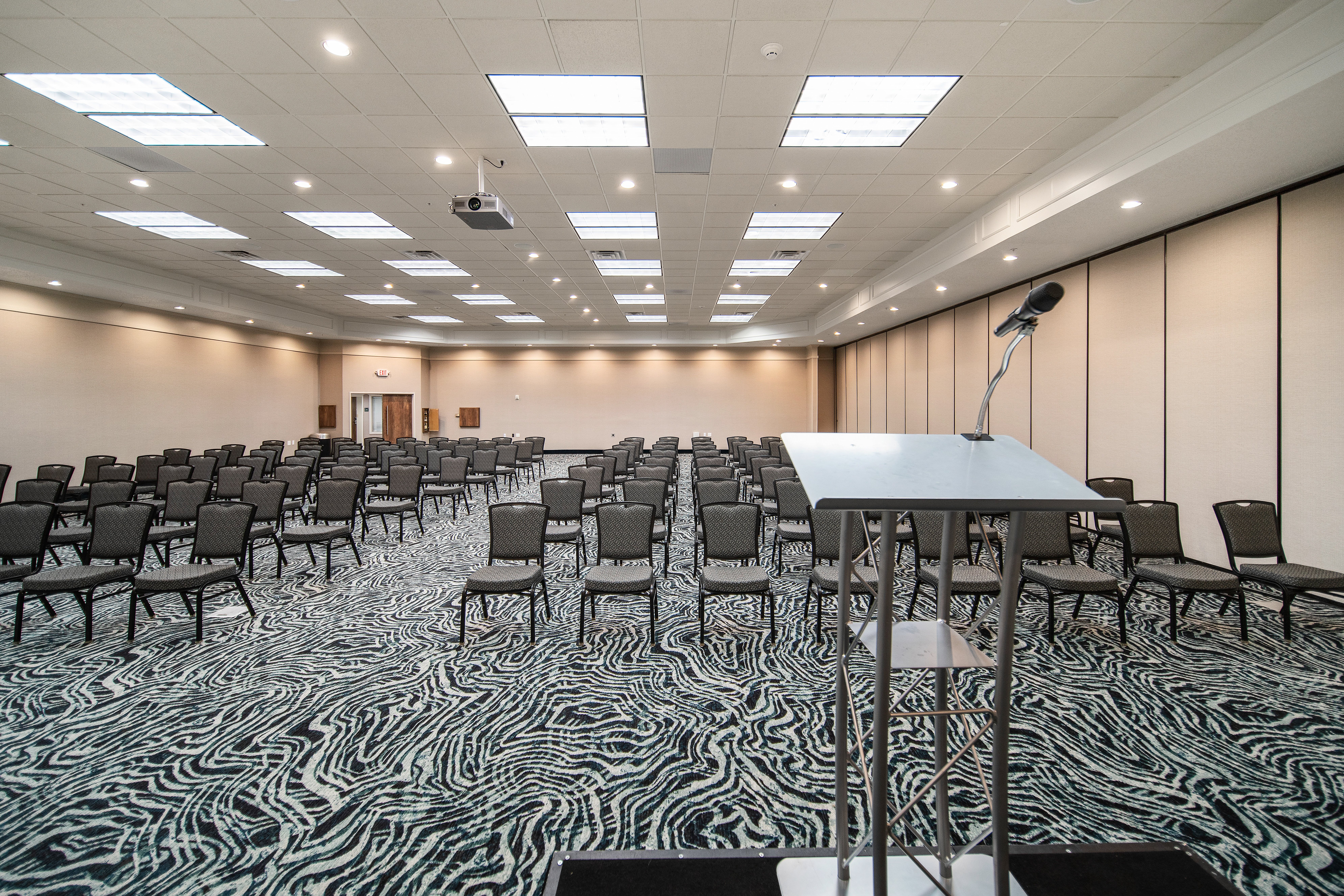 holiday inn kearney by ihg