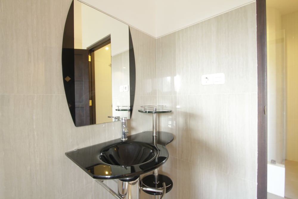 alit beach resort and villas