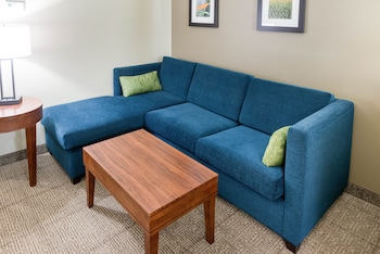 comfort inn and suites west medical center