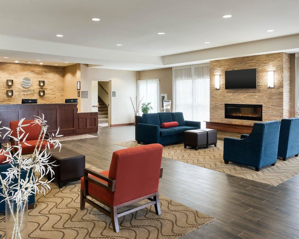 comfort inn and suites west medical center