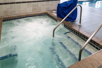 comfort inn and suites west medical center
