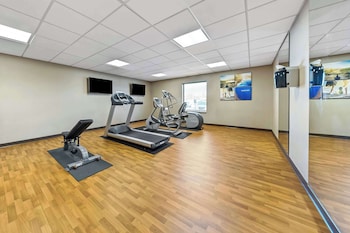 comfort inn and suites west medical center