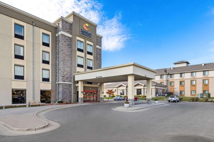 comfort inn and suites west medical center
