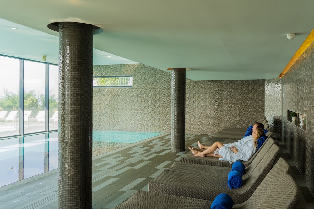 monchique resort activities included