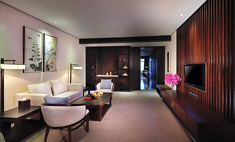 shenzhen castle golf hotel